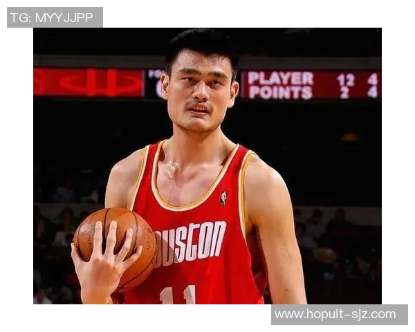 欧文向姚明学习篮球技巧与职业精神的深度交流与合作之旅